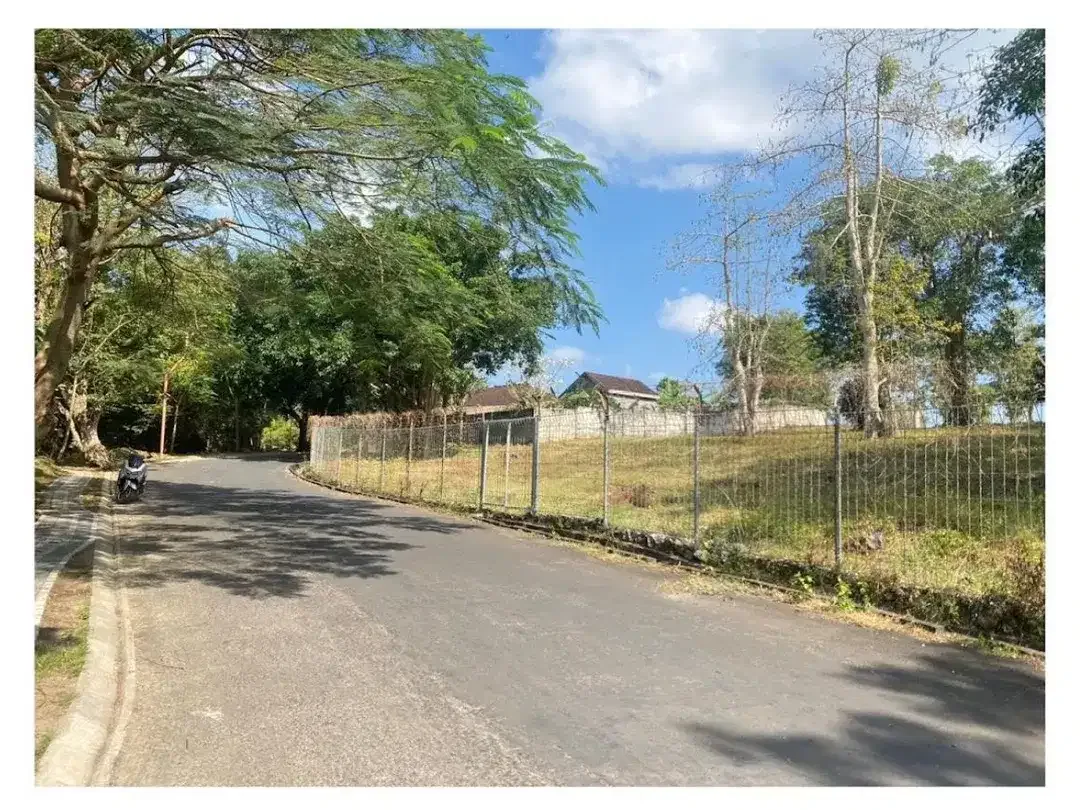 Dijual Lahan Premium 1,5 Ha di Jimbaran Sebelah Ayana – SHM, Zona Kuning, Cocok untuk Villa - Image 1 of 4