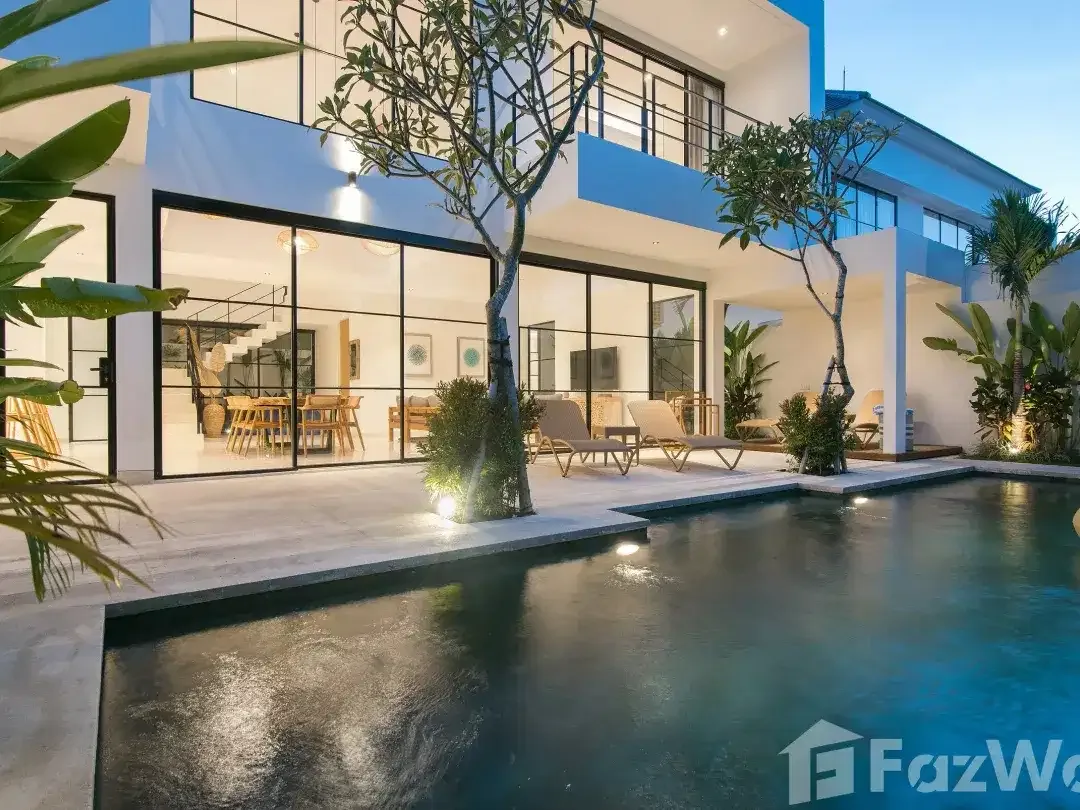 4 Bedroom Villa for rent in Kerobokan, Bali - Image 2 of 10