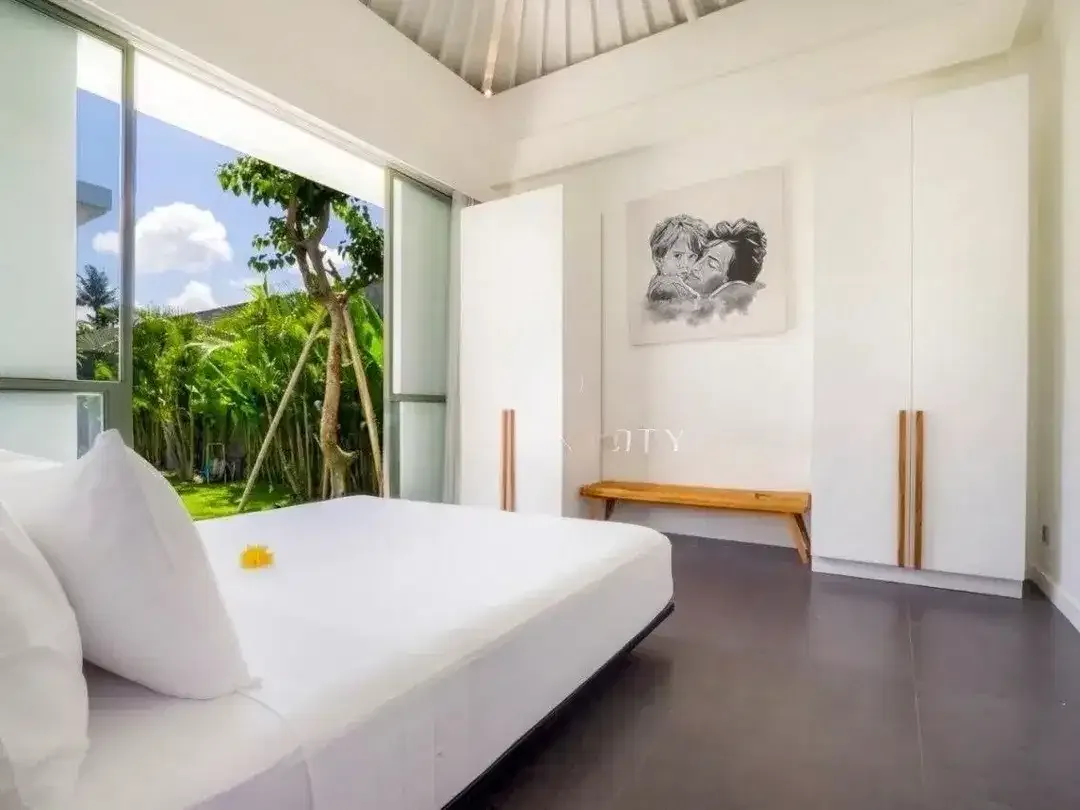 Tropical Garden Villa in Tumbak Bayuh, full furnished - Image 6 of 10