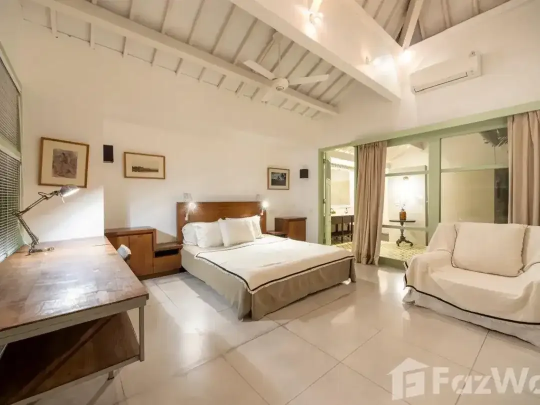 4 Bedroom Villa for rent in Kerobokan, Bali - Image 7 of 10