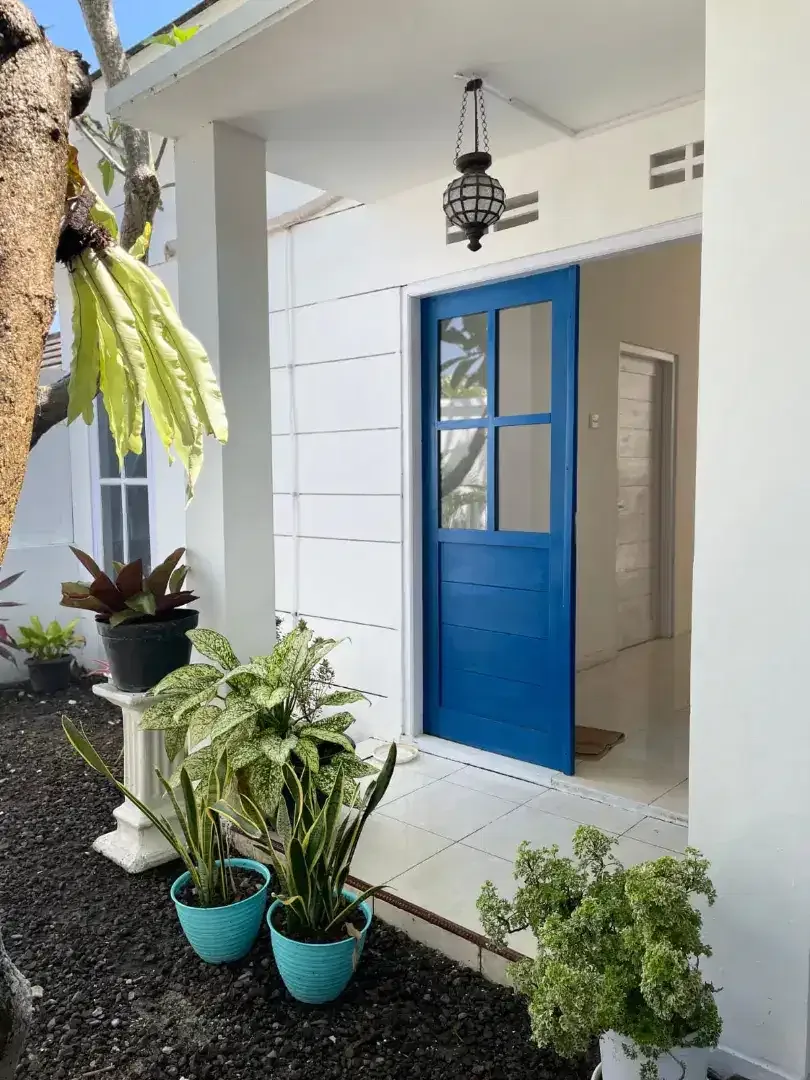 10 YEAR LEASEHOLD SEMI VILLA 2BR NEAR BERAWA - FULLY FURNISHED - Image 1 of 10