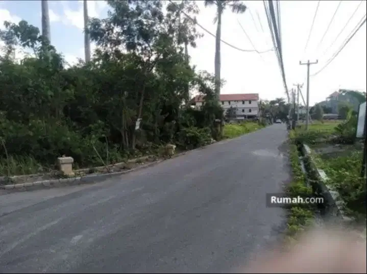 TANAH DEKAT HOTEL LV 8 PANTAI BERAWA CANGGU - Image 3 of 6