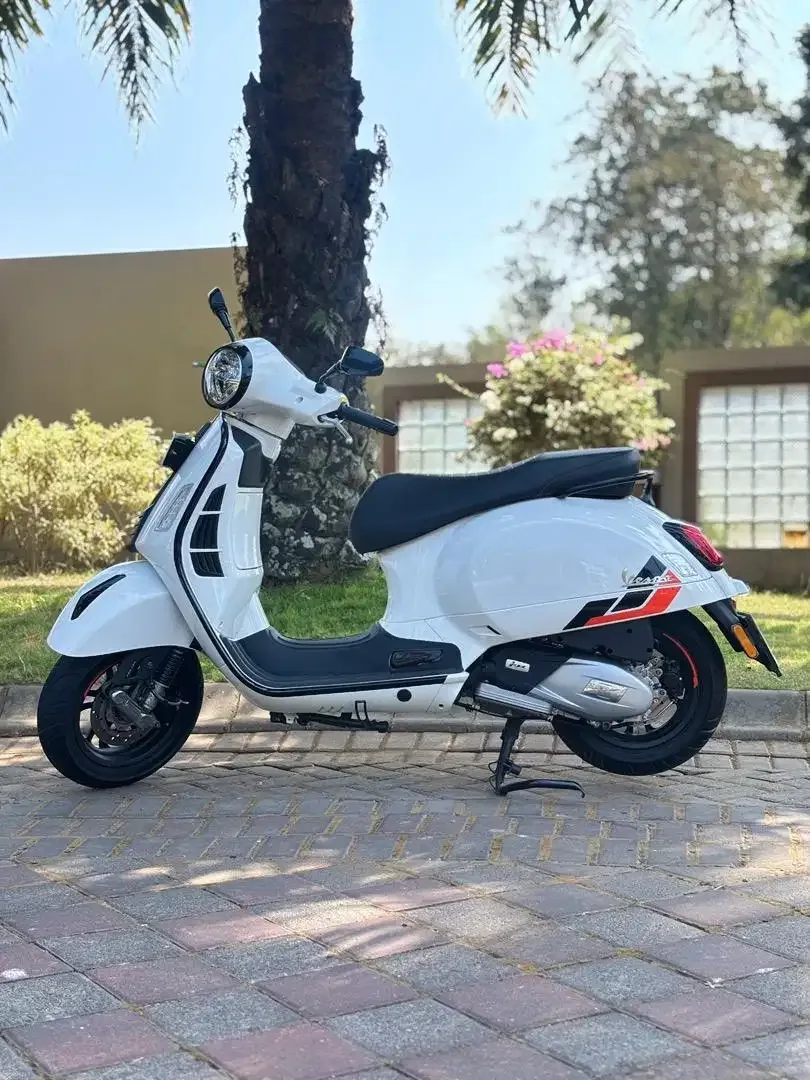 Gress Vespa GTS Super Sport 150 ABS Keyless thn 2025 Koko Motor - Image 2 of 10