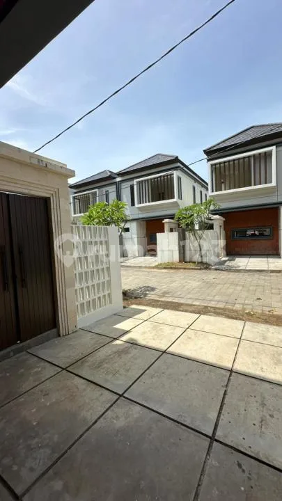 3Br House In Sanur With Walking Distance Beach Access - Image 1 of 4