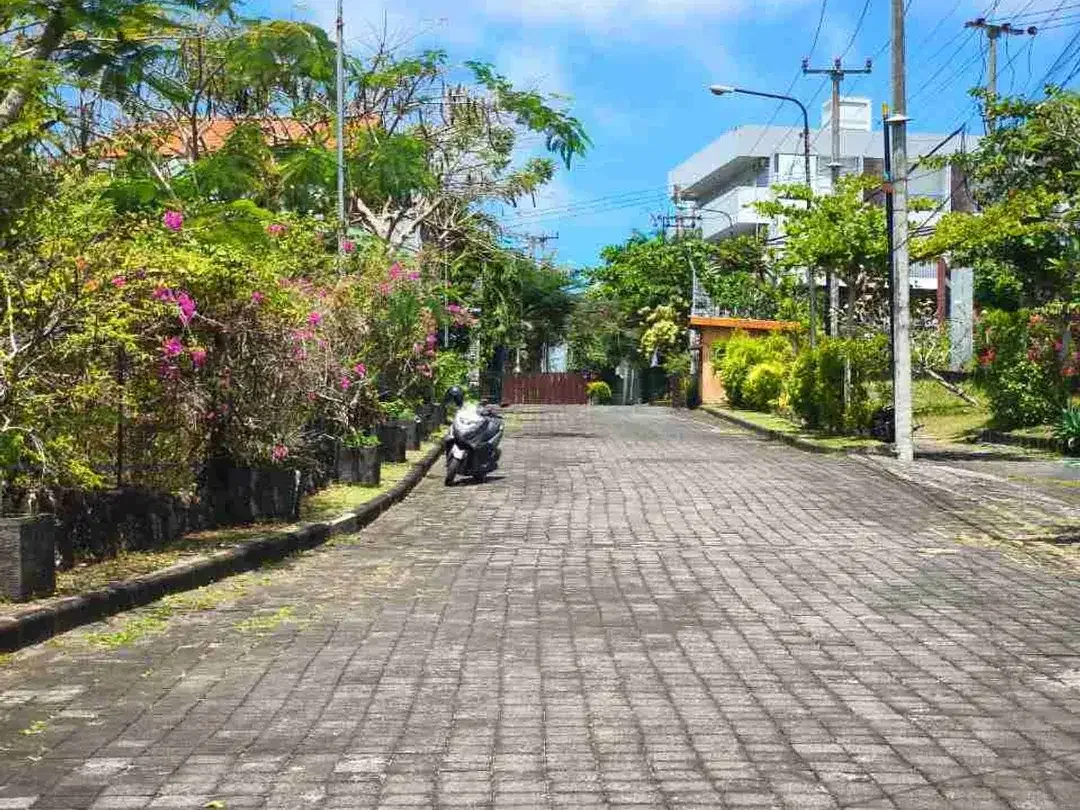 dijual tanah 49,90 are second floor ocean view dekat STP nusa dua - Image 1 of 9