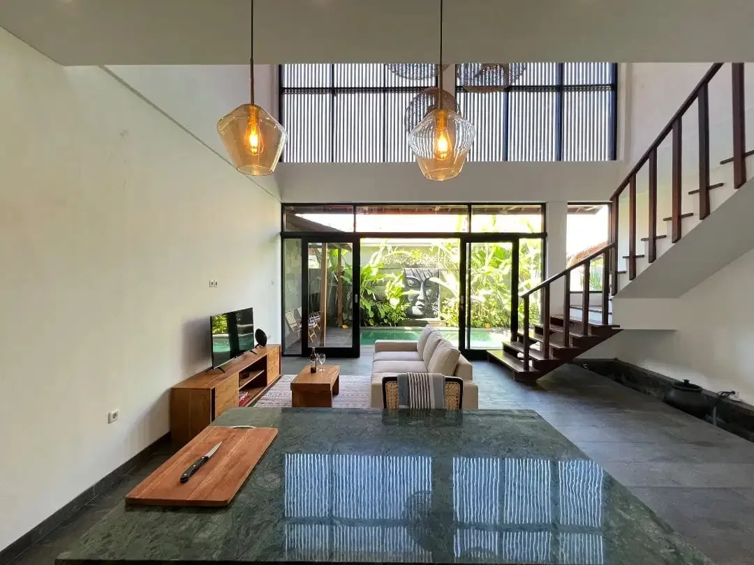 Villa dan 5 studio elite untuk bisnis - Image 1 of 10