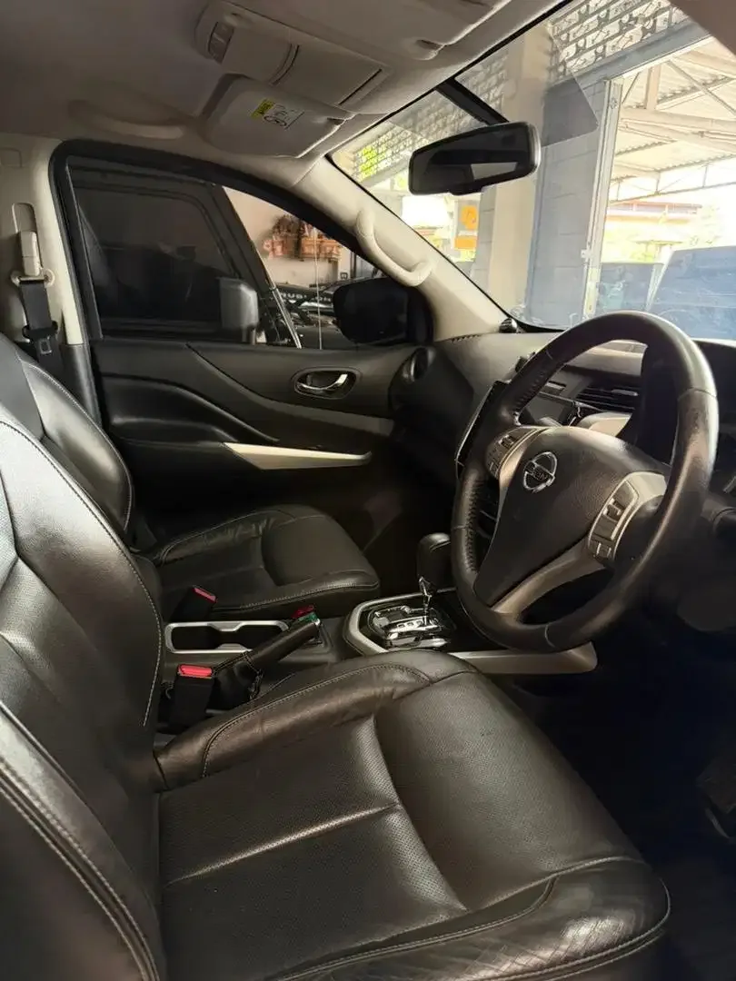 Nissan Navara VL matic 2017 - Image 3 of 6