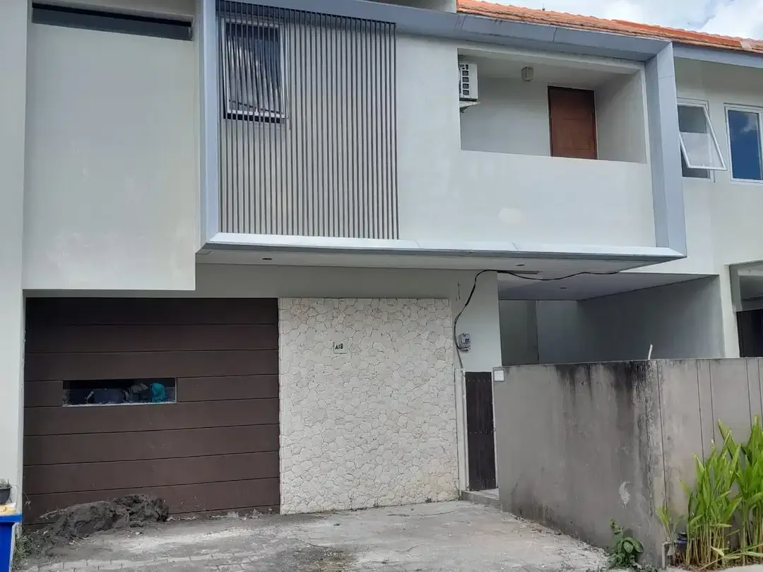 dijual rumah semi villa lantai 2 puri gading jimbaran - Image 1 of 9