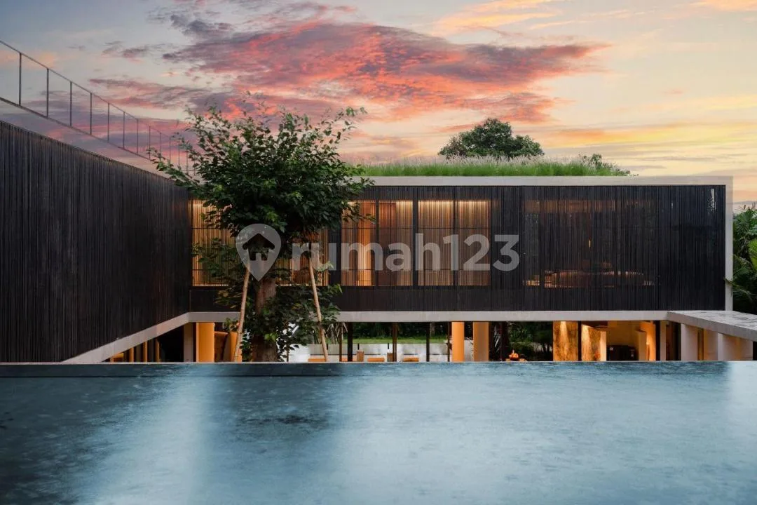 Villa Dijual Lokasi Pererenan - Image 1 of 4