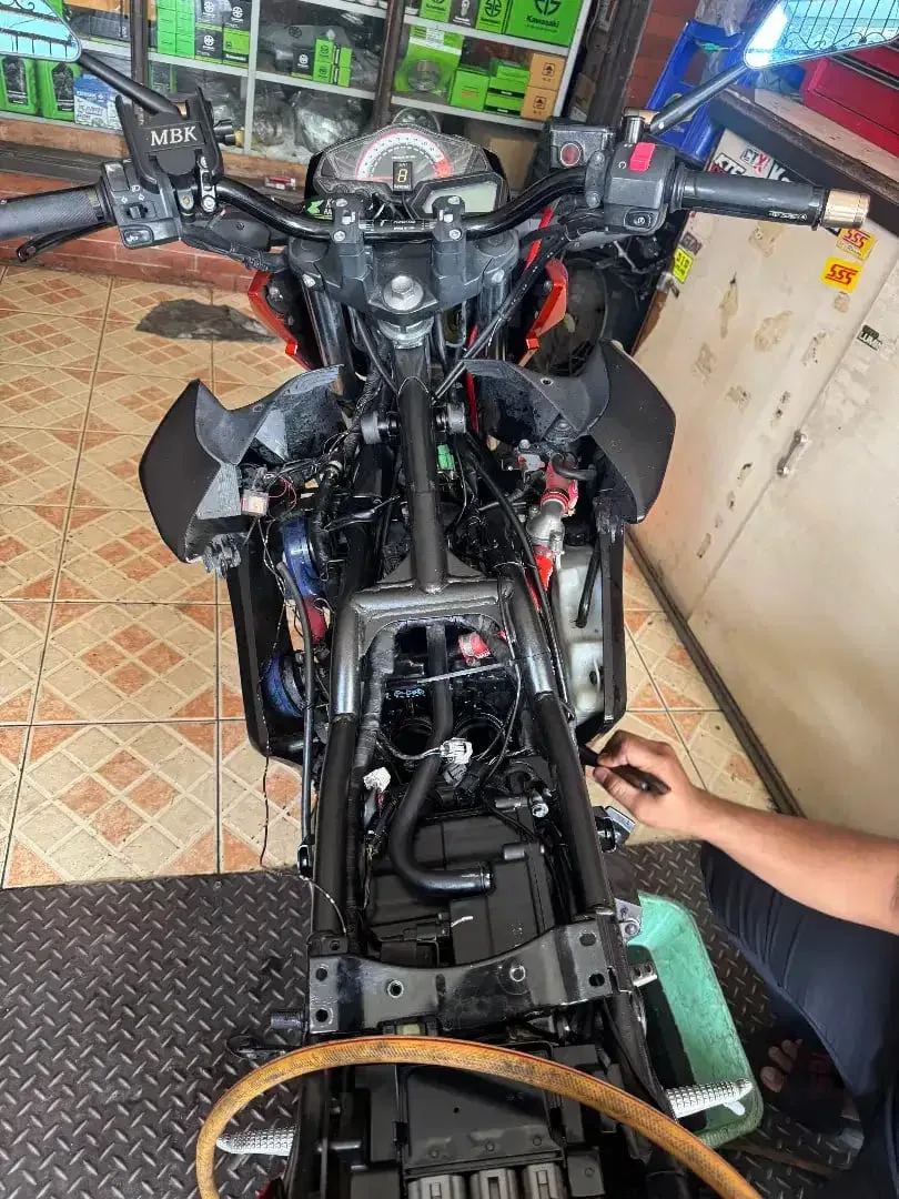 Jual Motor Kesayangan Kawasaki Z250 - Image 4 of 6