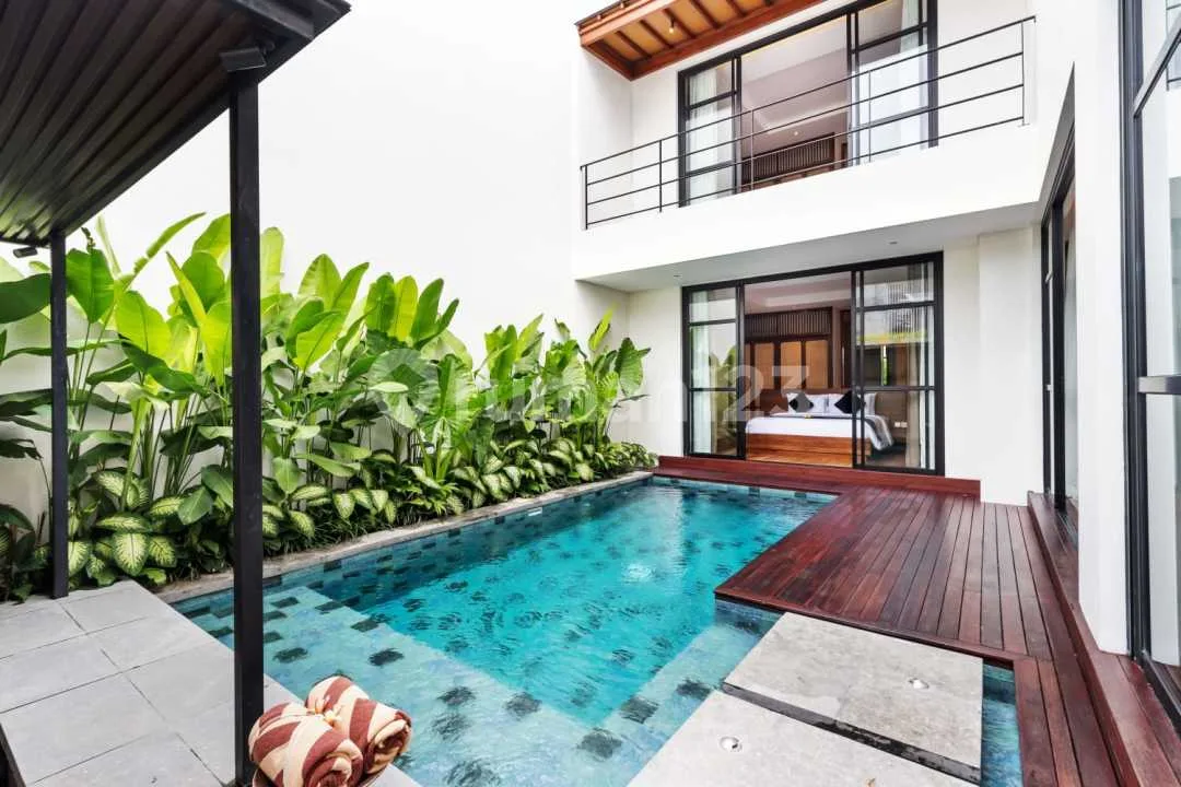 Turun Harga / Drop Price ...Modern Minimalis Style Villa With Ocean View At Rooftop In Berawa Canggu .. 400 Meter To Baked Berawa , 500 Meter To Montessori International School , 550 Meter To Mesa - Image 4 of 4