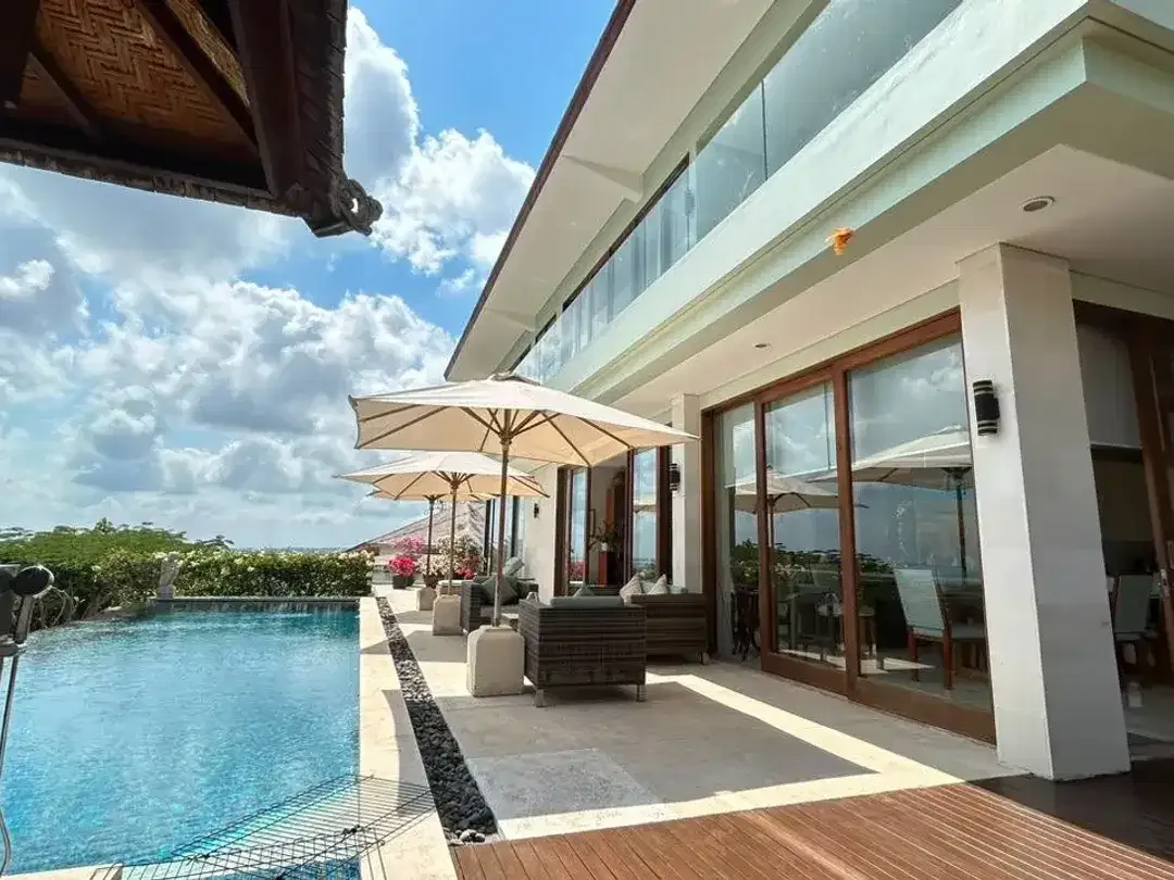 DREAM HOME IN ULUWATU AVAILABLE FOR FREEHOLD OR LEASEHOLD - Image 7 of 10