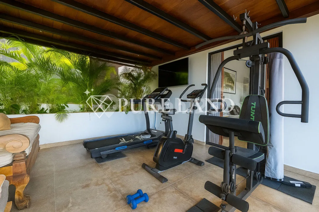 Stylish & Luxurious Villa In Batu Mejan Canggu - Image 4 of 4
