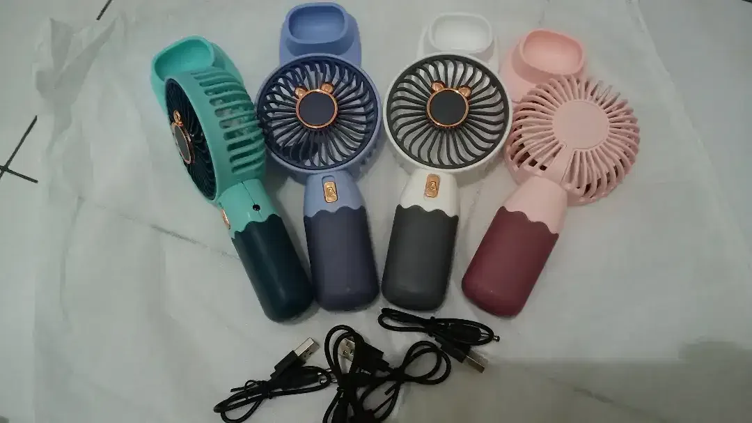 30rb Dijual Murah Kipas Angin Mini Fan Genggam Cute Portable (BARU) - Image 2 of 10