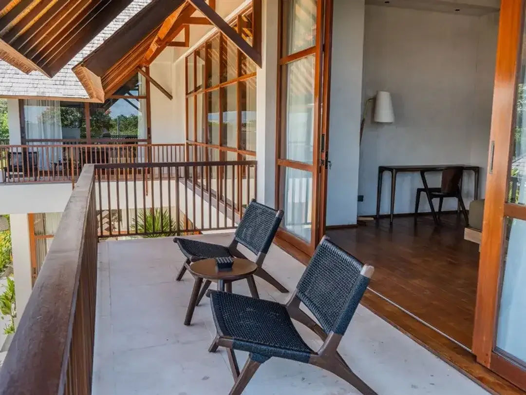 Leasehold - Elegant 6-Bedroom Luxury Villa with Private Pool in Nyanyi, Tabanan, Bali - Image 7 of 10