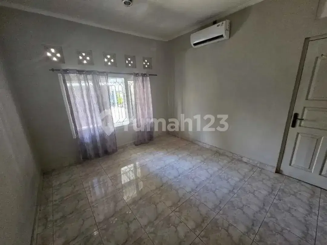 DISEWAKAN RUMAH SIAP HUNI – IMAM BONJOL, DENPASAR - Image 9 of 10