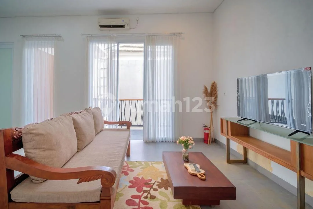 Tahunan Bulanan Villa 2 LT 3 KT Tumbak Bayuh Canggu - Image 3 of 4