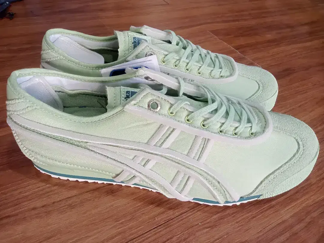 Sepatu bola import - Image 6 of 9