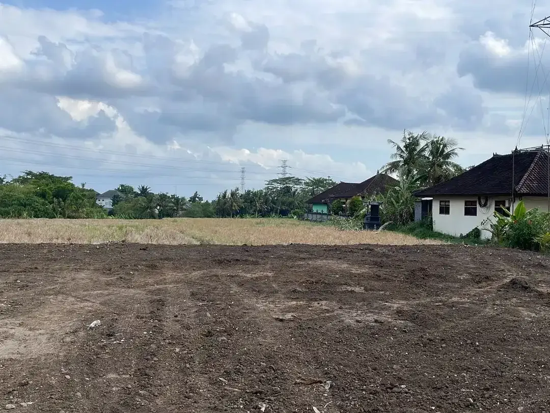 Land in Buwit - Image 1 of 7