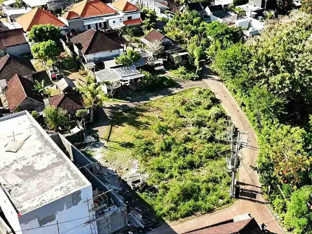 TANAH PLOT KECIL UNGASAN
JALAN TULIP, UNGASAN, BALI - Image 4 of 9