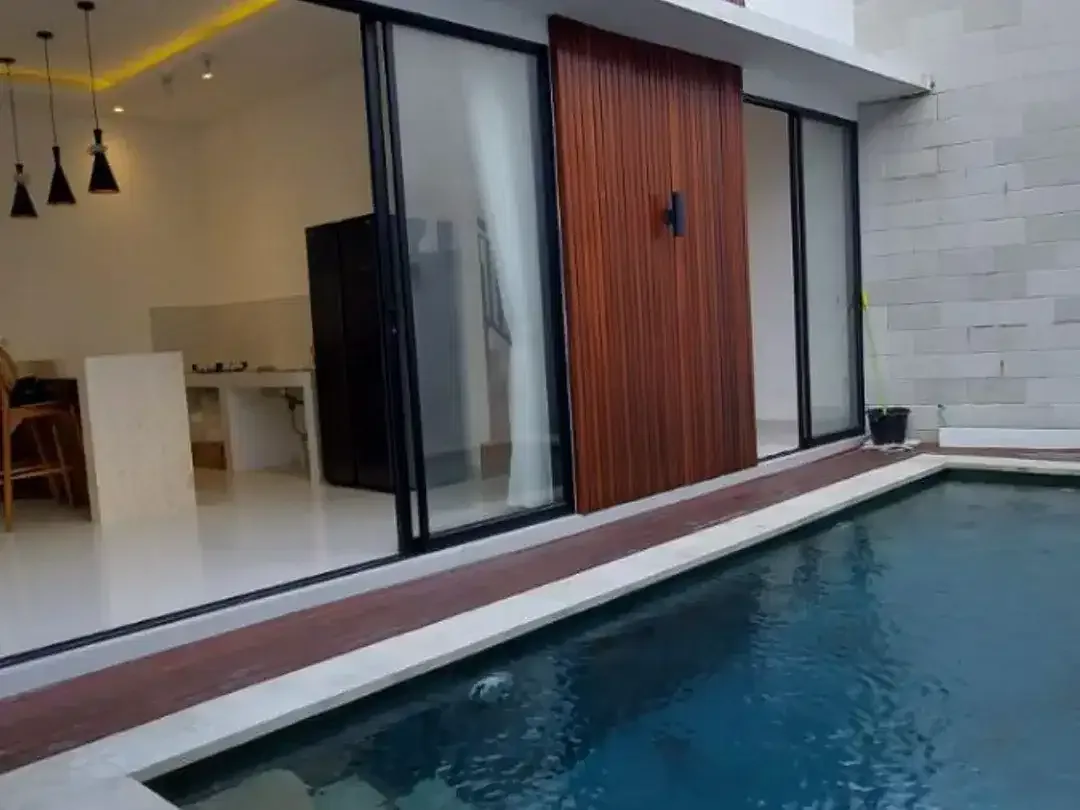 MILIKI VILA MODERN UNGASAN LEGALITAS LENGKAP SHM IMB - Image 3 of 10