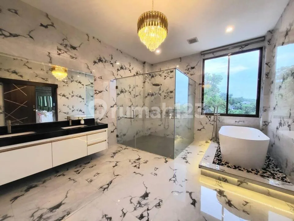 Dijual Luxury Villa Jimbaran Bali - Image 3 of 4
