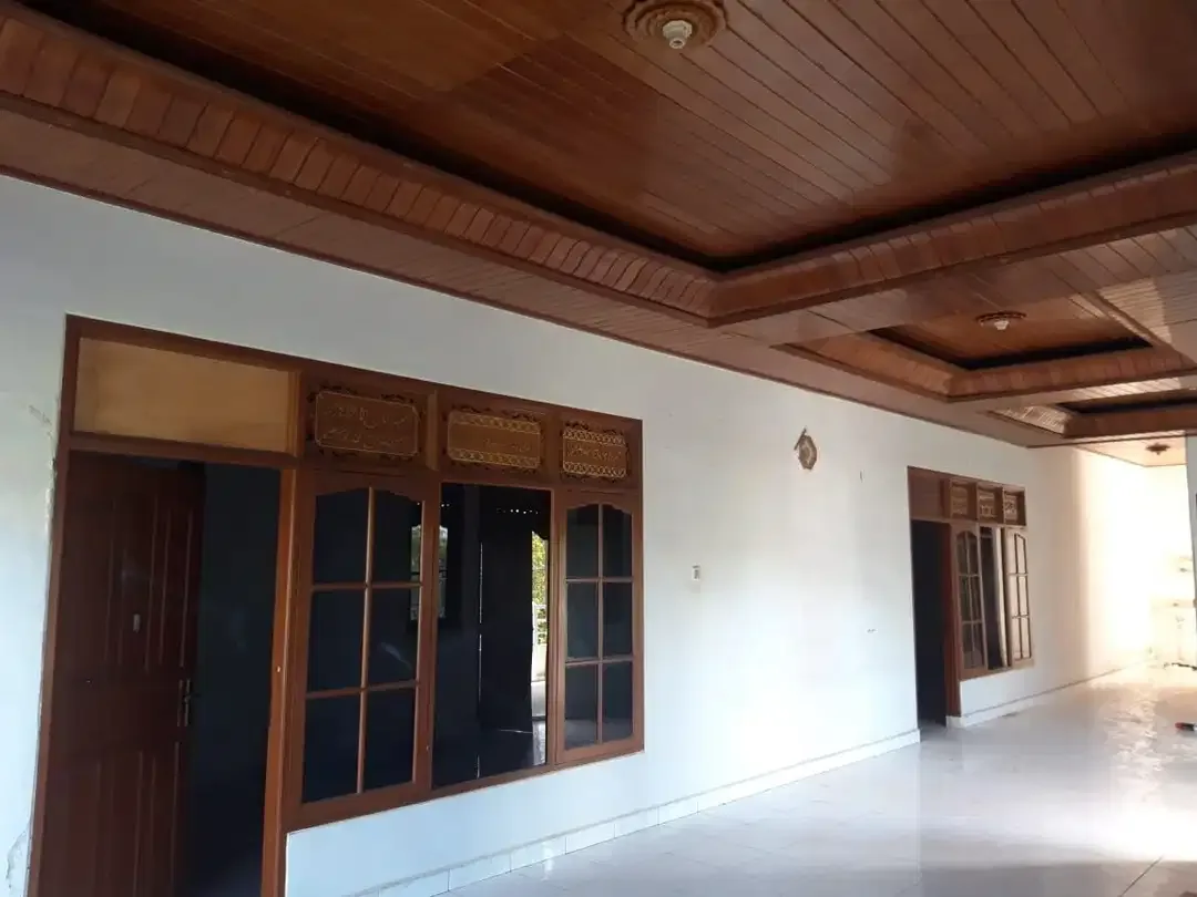 Dijual Rumah Lantai 2 Lokasi di Jl Merdeka Raya Kuta - Image 3 of 6