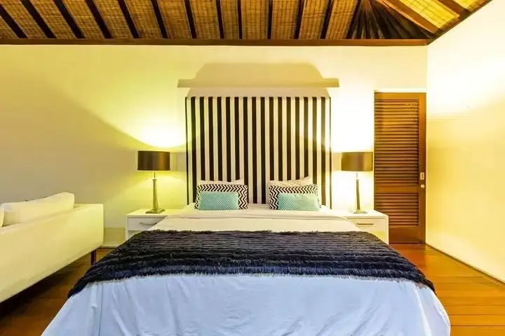 Dijual villa lantai 2 seminyak bali - Image 9 of 10