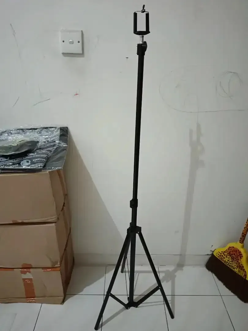 70rb Tripod Stand kamera Portable handphone+Holder Tinggi Max 210cm - Image 2 of 4