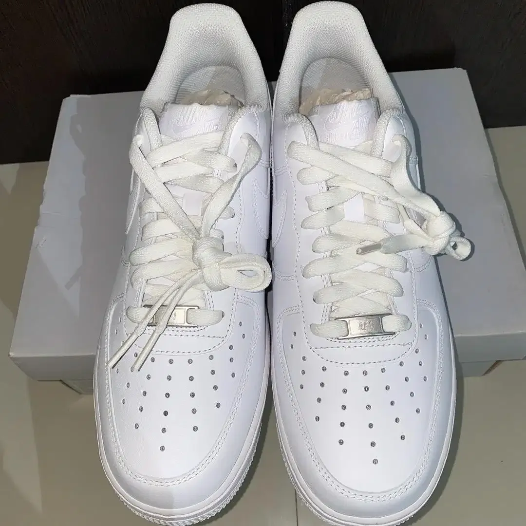 Nike Air Force 1 Triple White - Image 6 of 10