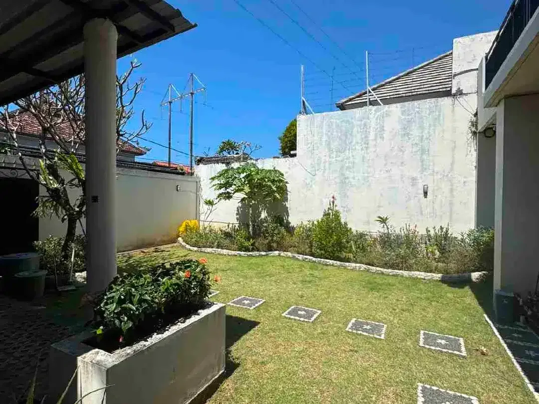 For Sale Villa 3 Bedrooms With Pool & Furnished in Sanur Bali - Image 3 of 10