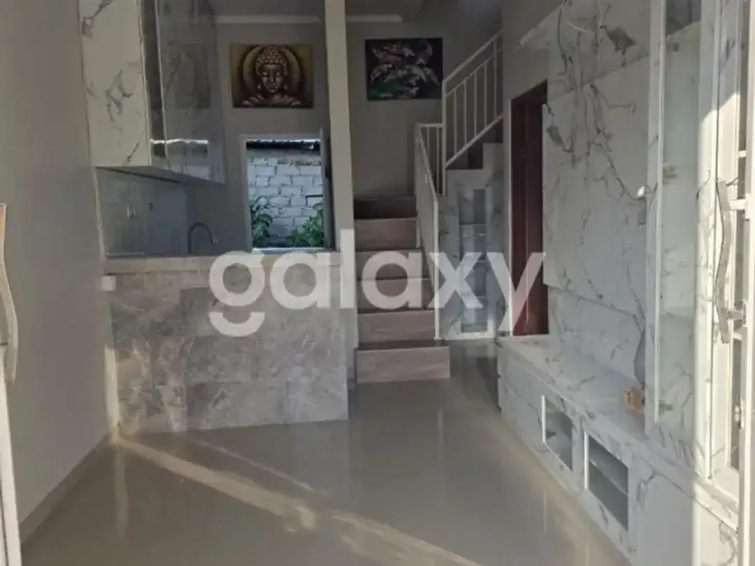 RUMAH SIAP HUNI 2 LANTAI DI TAMAN GRIYA JIMBARAN BADUNG, BALI - Image 4 of 10