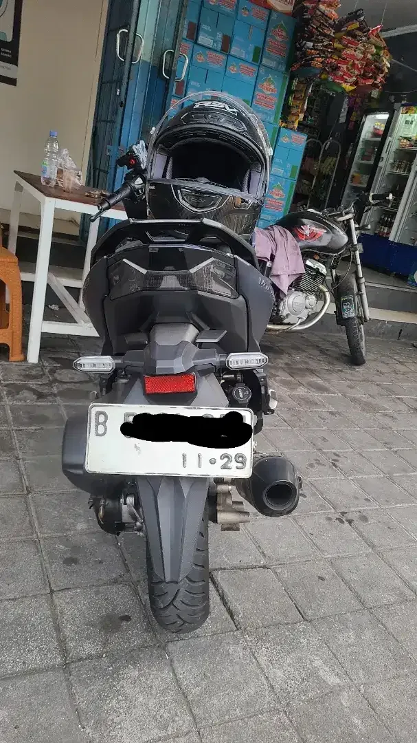Honda Vario 160 2024 ABS - Image 3 of 4