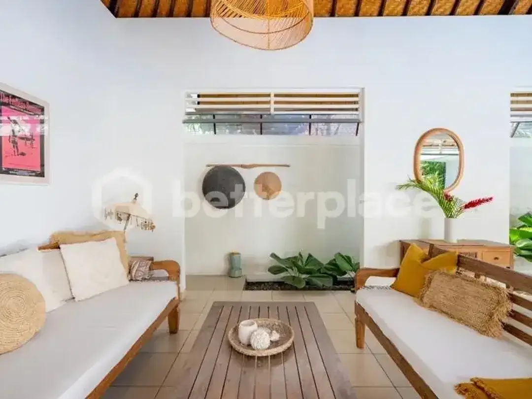 Modern Balinese Villa in Peaceful Canggu - Berawa 4 Bedrooms with Charming Design - Image 5 of 10