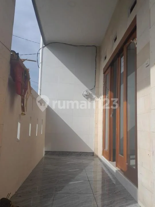 Disewakan Rumah 3 Kamar Tidur Lingkungan Ramah Keluarga - Image 2 of 4