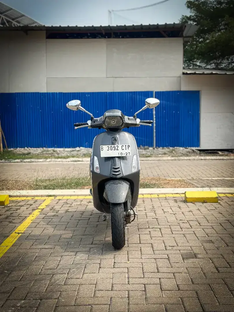 VESPA SPRINT 150 IGET 2017 HITAM MODIF - TERMURAH SEINDONESIA - Image 1 of 10
