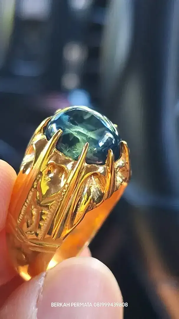 Natural fancy sapphire corundum - Image 4 of 8