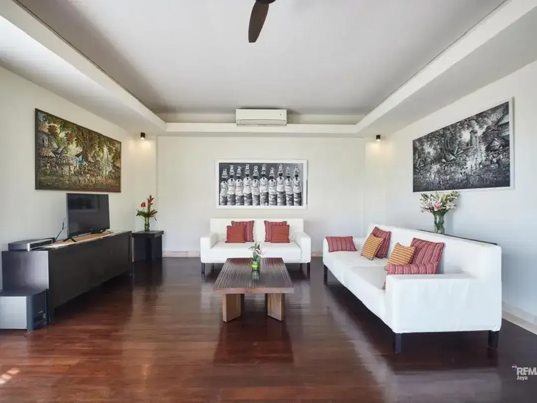 Villa perfectly designed for sale in Jimbaran. - Image 9 of 10