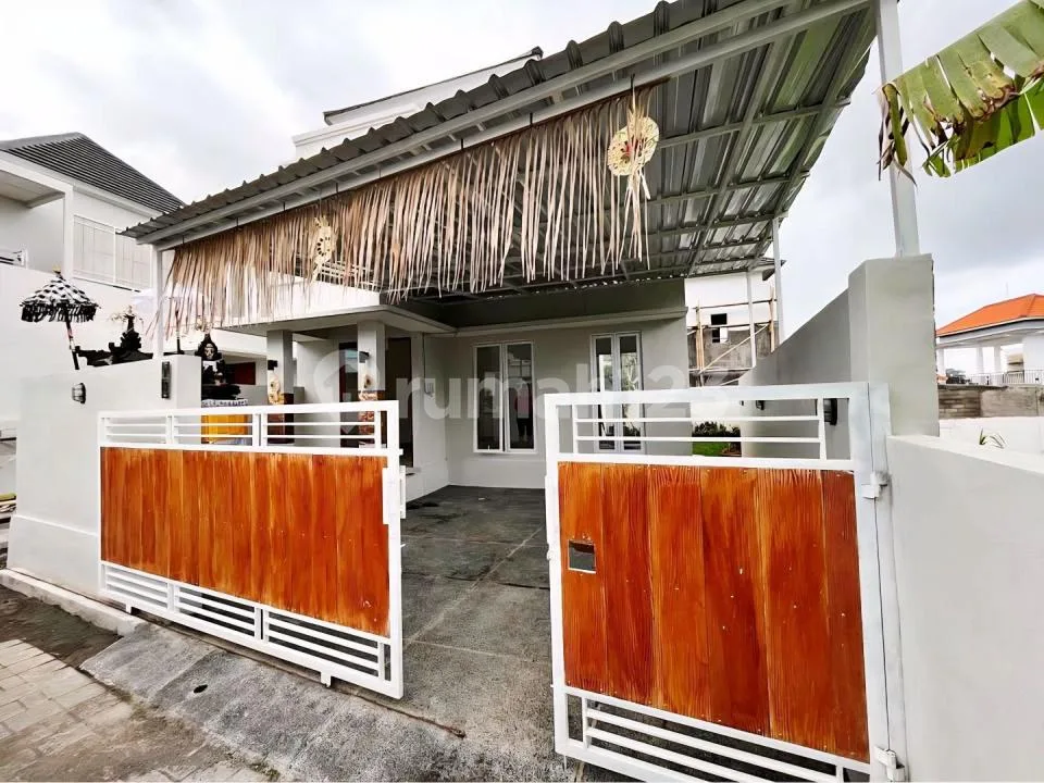 Unfurnished 2-Storey House For Rent In Munggu 3+1 Bedrooms - Image 3 of 4