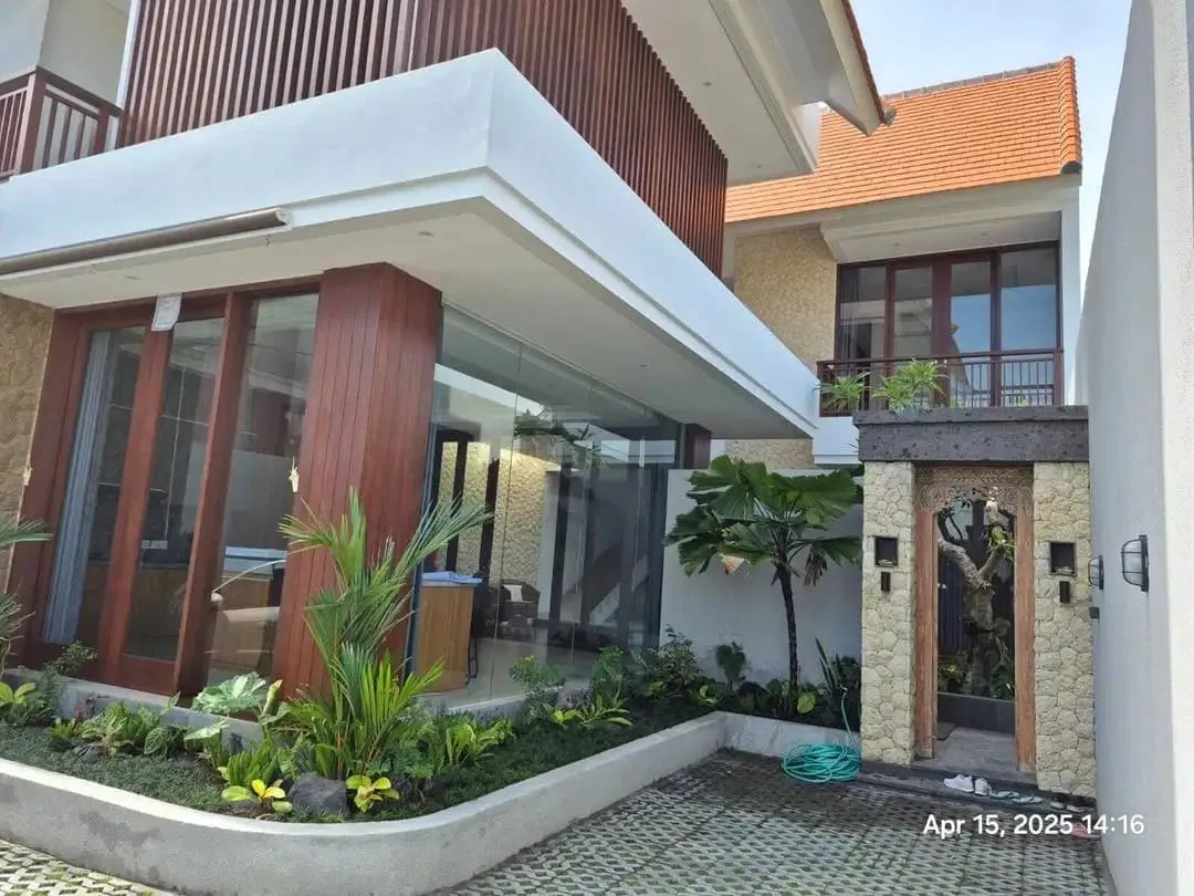 Modern New Villa In Cemagi Close to the Beach - Image 3 of 10