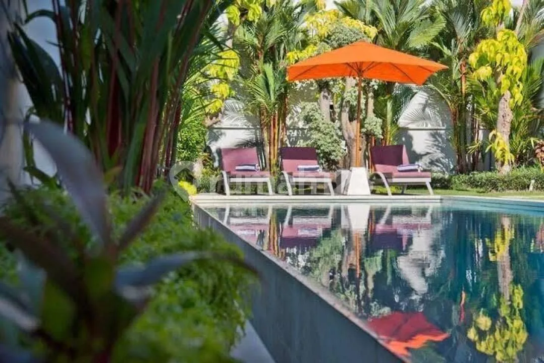 Villa Mewah Luas View Gunung di Batu Bolong Strategis, Canggu - Image 1 of 4