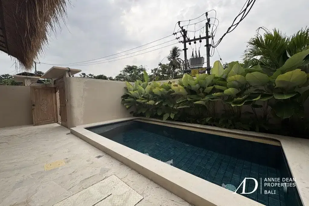 FREEHOLD | MODERN RIVERSIDE VILLA IN NYANYI CANGGU - Image 2 of 10
