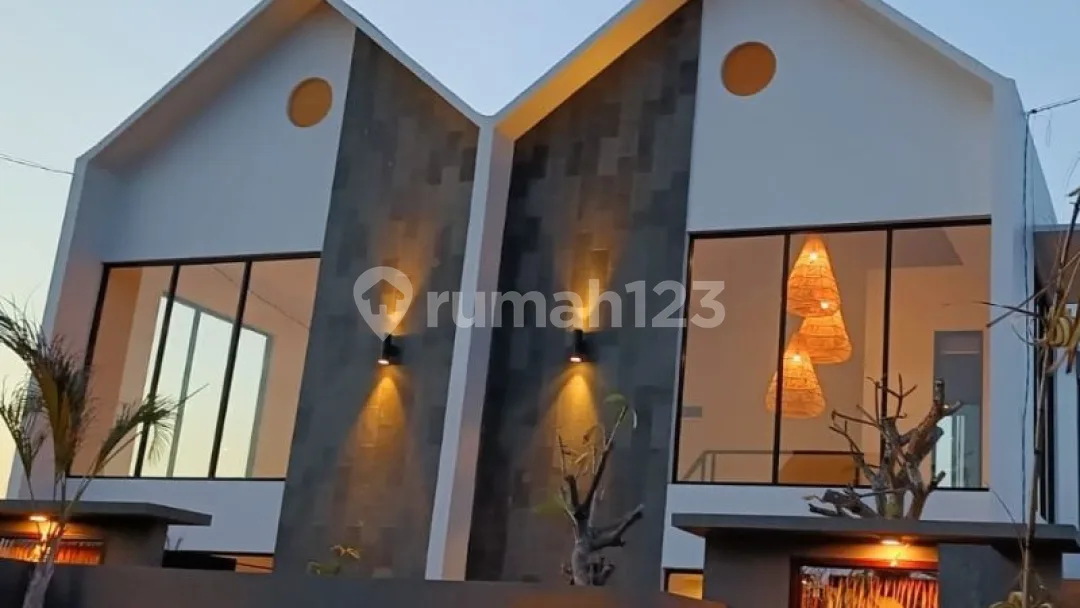 Disewakan New Villa View Sawah 2 Unit di Gunung Salak Denpasar - Image 1 of 4