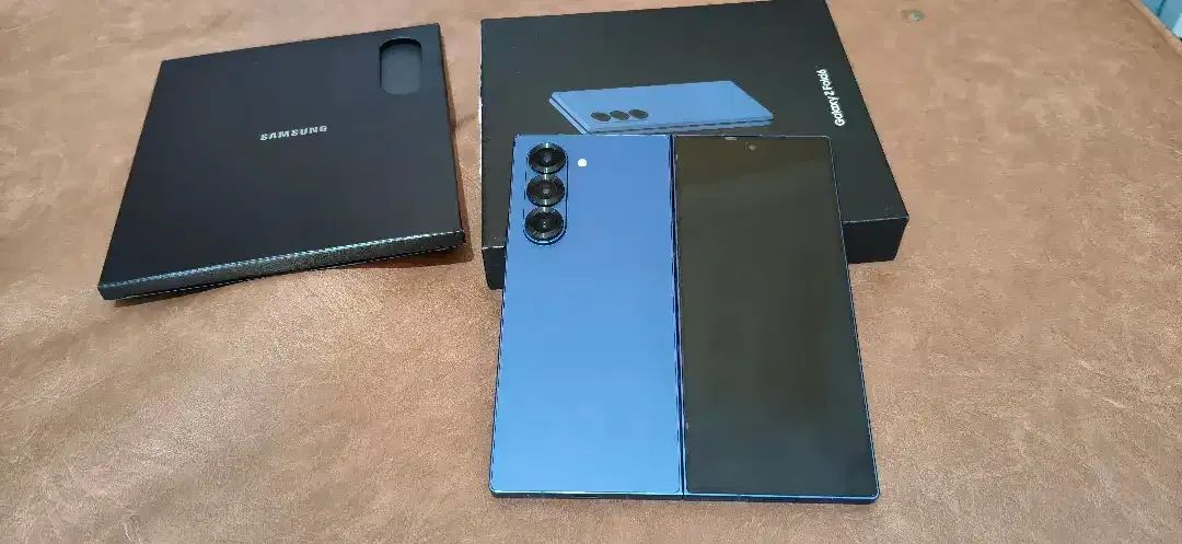 SAMSUNG Z FOLD 6 12/1TB - Image 6 of 9