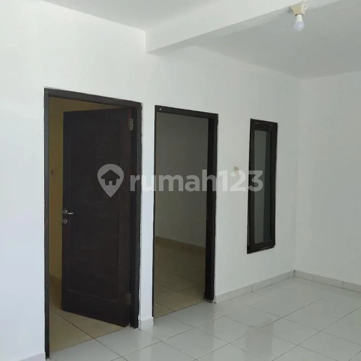 Rumah, 2 Lantai, Jl Mahendradatta untuk Kantor dan Hunian - Image 3 of 4