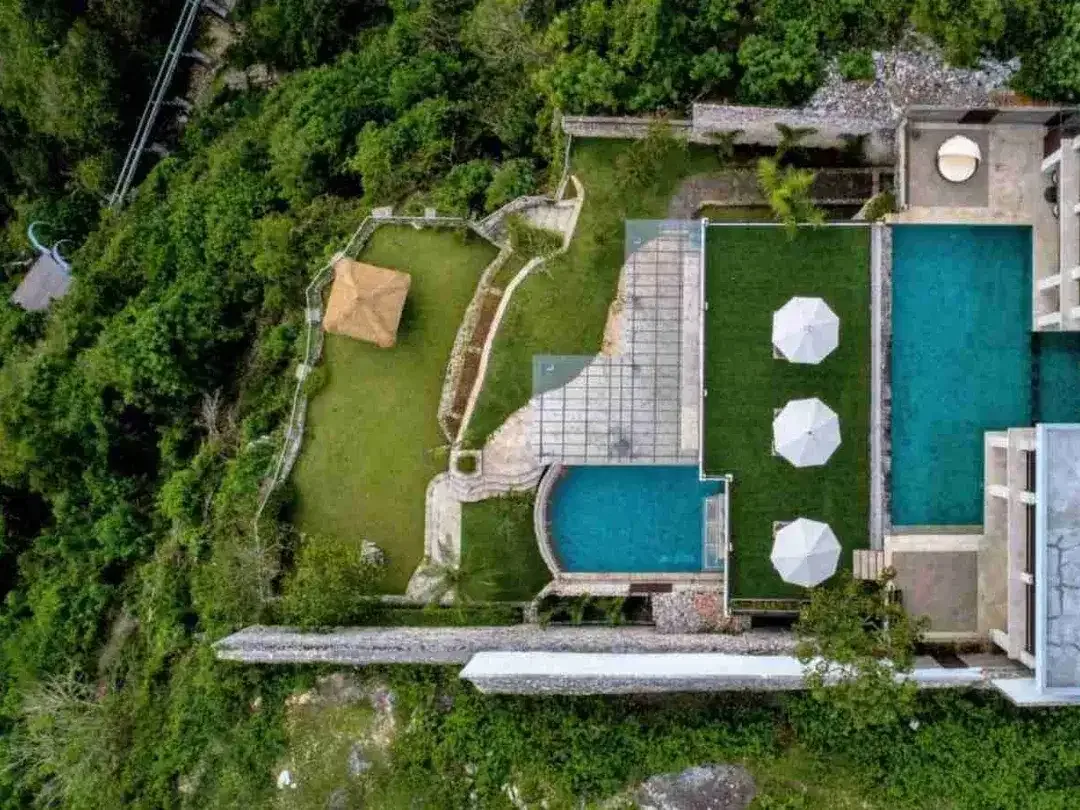 Villa Mewah di Bibir Tebing Kawasan Elite Ungasan - Image 2 of 10