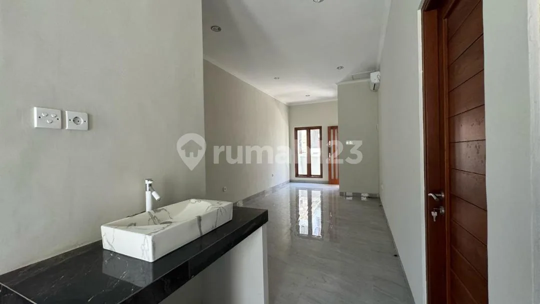 Dijual Rumah Baru di Sanur Bali, Cluster One Gate Security - 2 Kamar Tidur Dekat Pelabuhan & Icon Mall - Image 4 of 4