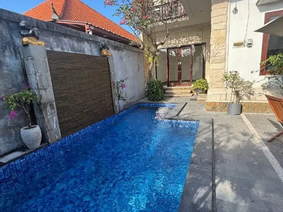 VILLA STRATEGIS SEKUTA SANUR DENPASAR - Image 1 of 10