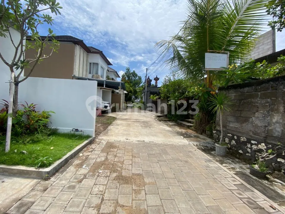 Disewakan Villa Cantik Baru Siap Huni di Puri Gading Dekat Sekolah Taman Rama Furnished - Image 3 of 4