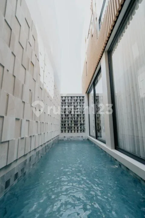 Villa Mewah Fasilitas Lengkap Onegate System 5Mnt Pantai Jimbaran - Image 2 of 4